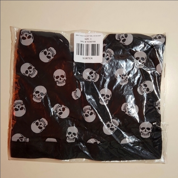 ❤️NWT VINTAGE TORRID BRA SKULL PRINT HALLOWEEN BRALETTE WIRELESS - PLUS SIZE - Picture 12 of 13